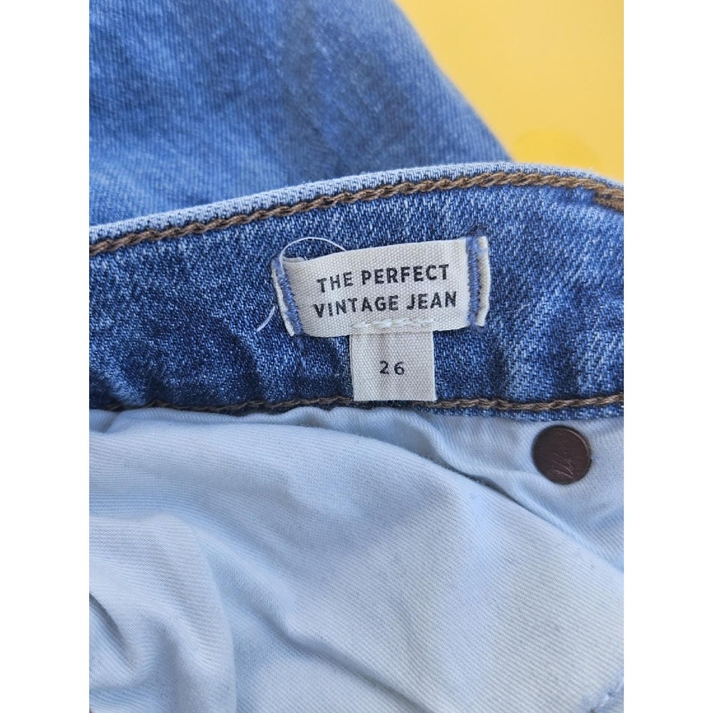 THE PERFECT VINTAGE JEAN Distressed‎ Straight Leg Women's Size 26 Light Wash - Picture 4 of 6